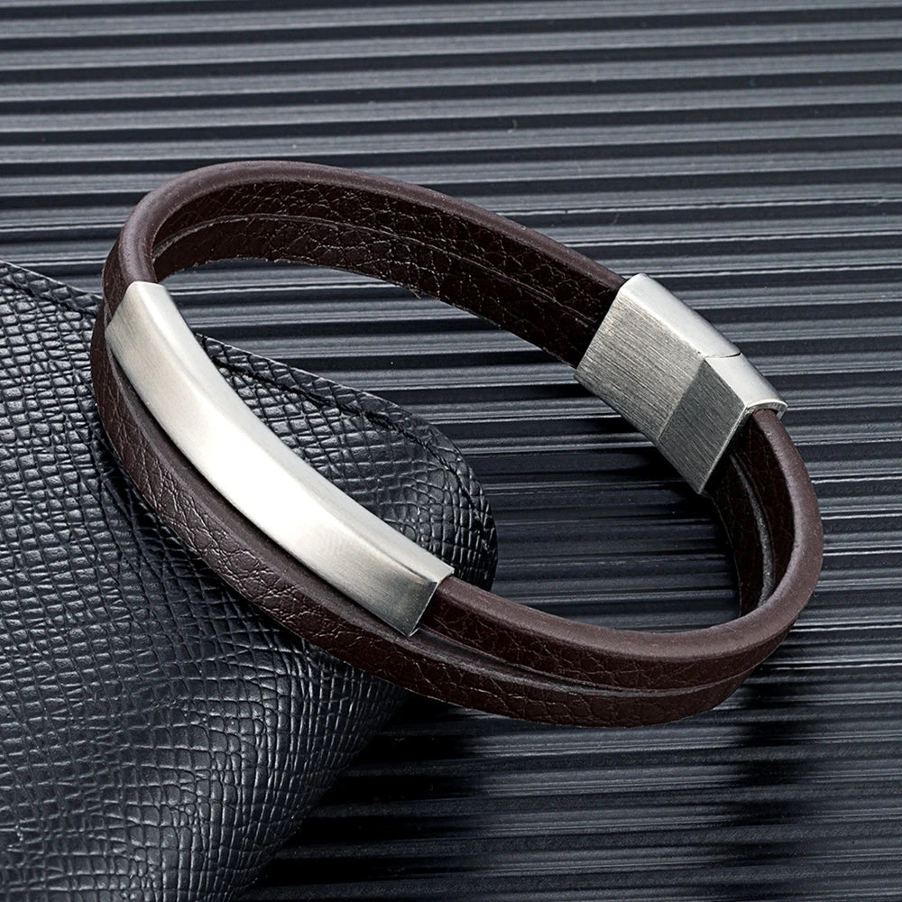 Pulsera de Cuero Trenzado Doble para Hombre – Estilo Minimalista con Cierre Negro Mate de Acero Inoxidable