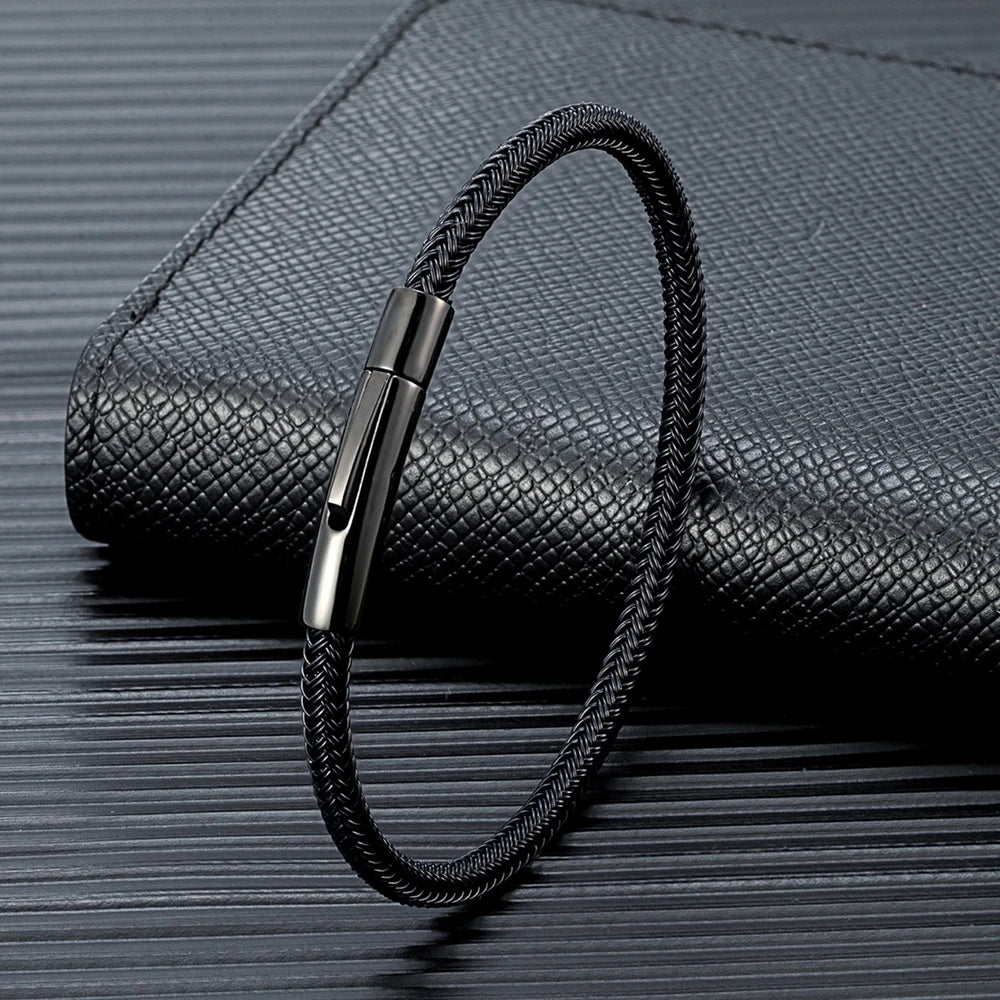 Pulsera de Alambre de Acero para Hombre – Estilo Punk Minimalista, Antidesgaste y Antidecoloración