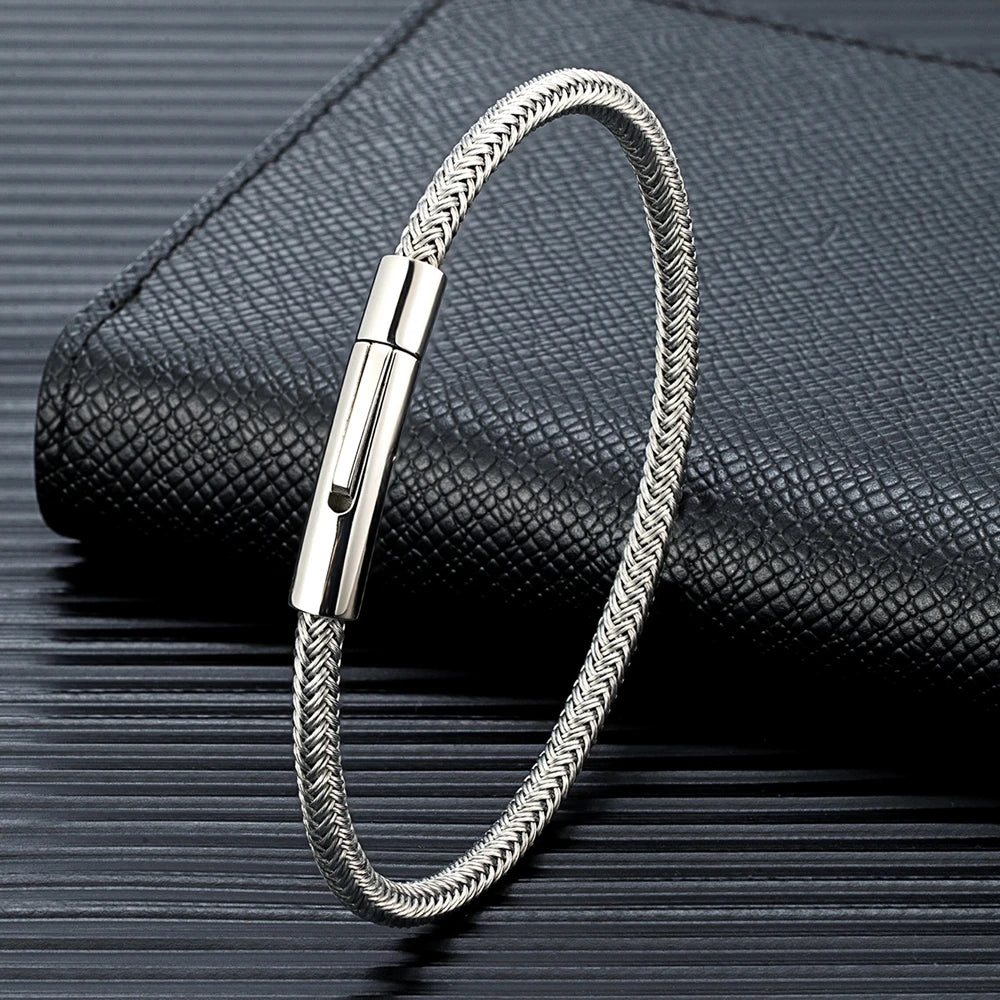 Pulsera de Alambre de Acero para Hombre – Estilo Punk Minimalista, Antidesgaste y Antidecoloración